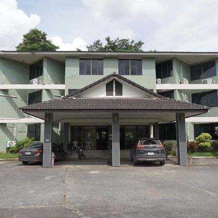 Sport Inn Chiang Rai Eksteriør billede
